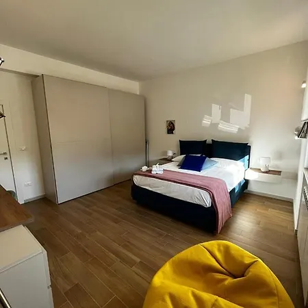 338 Bed & Breakfast *